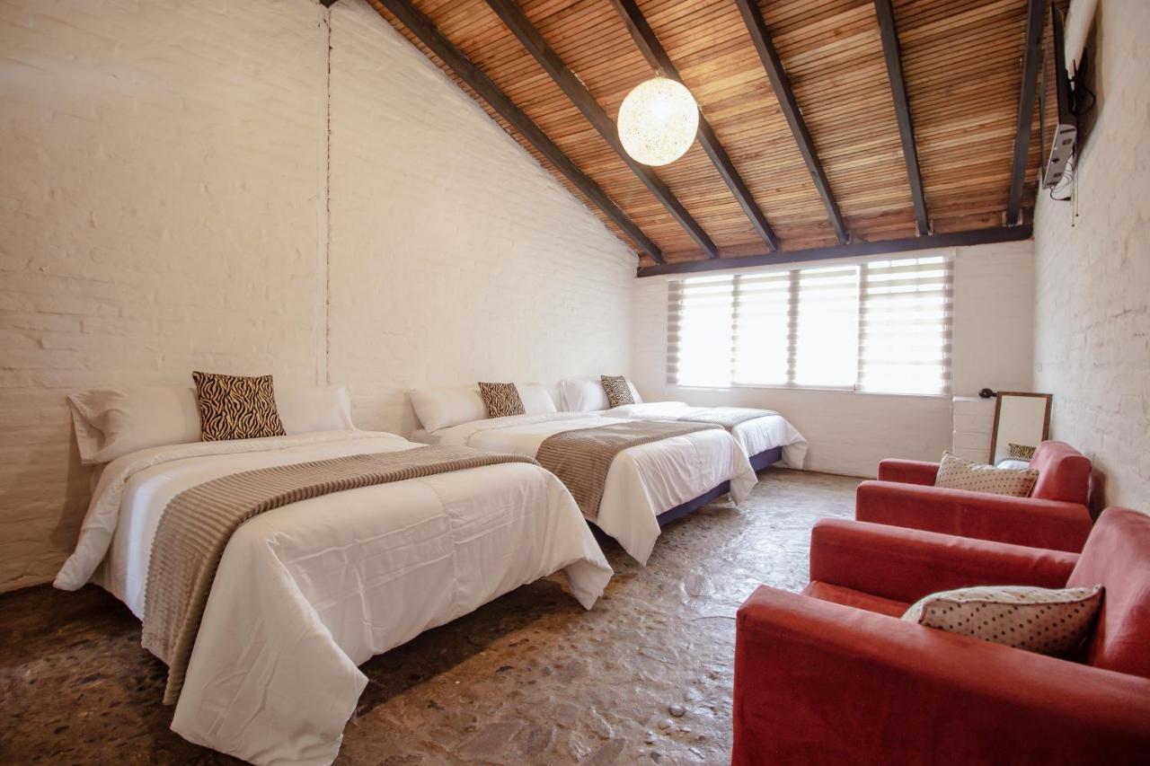Rustic Quinta La Aurora Bed & Breakfast บาญอส ภายนอก รูปภาพ