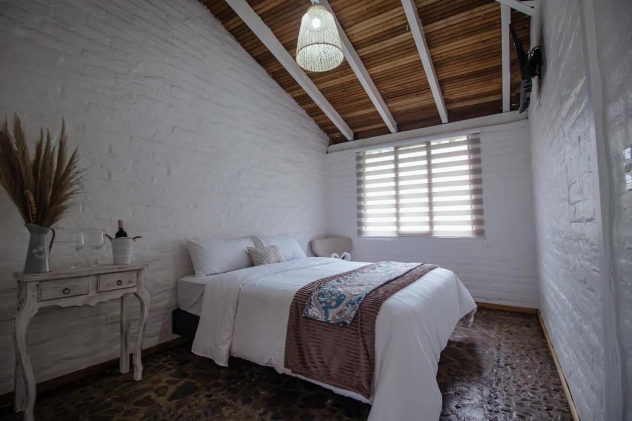 Rustic Quinta La Aurora Bed & Breakfast บาญอส ภายนอก รูปภาพ
