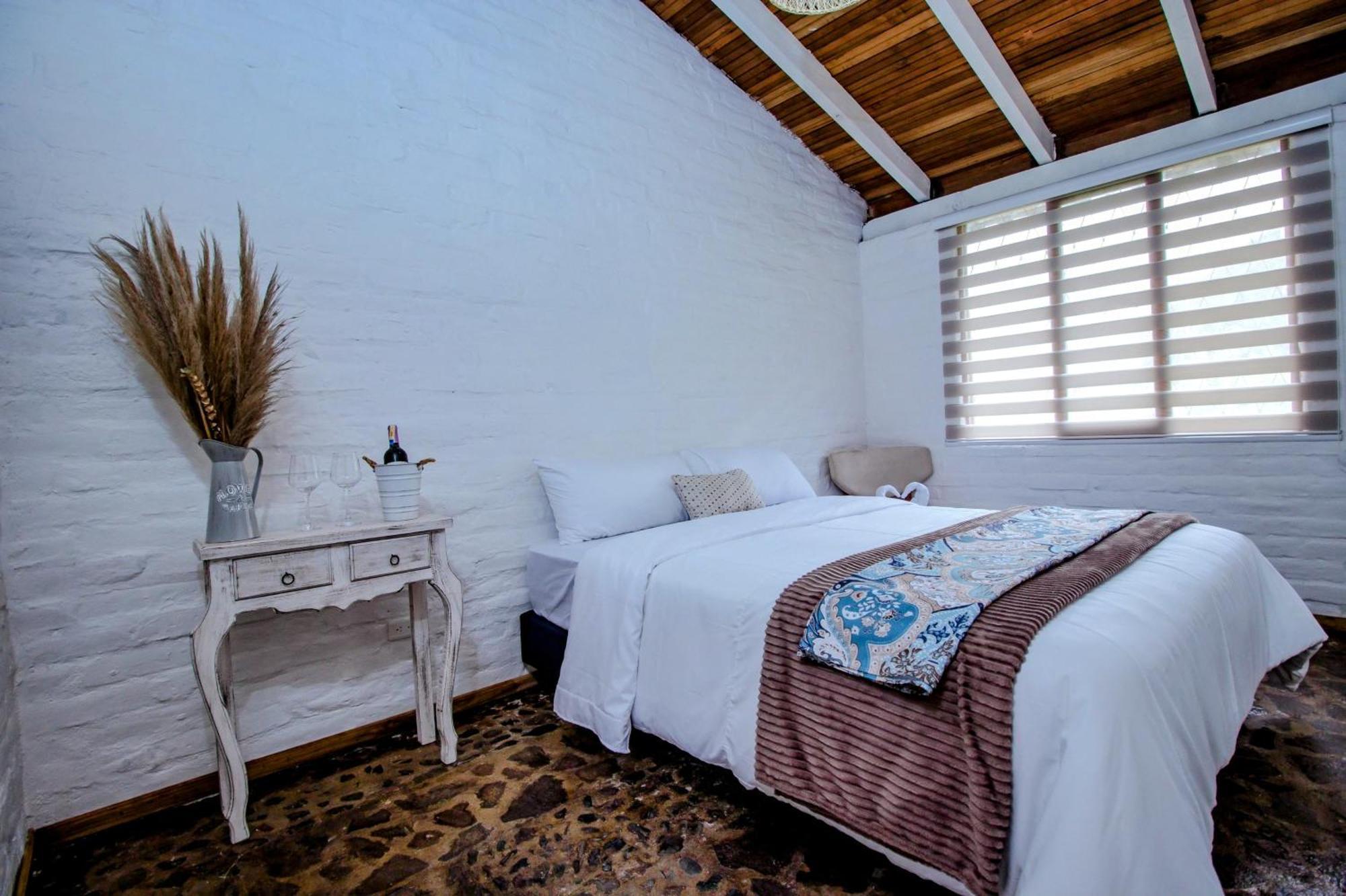 Rustic Quinta La Aurora Bed & Breakfast บาญอส ภายนอก รูปภาพ